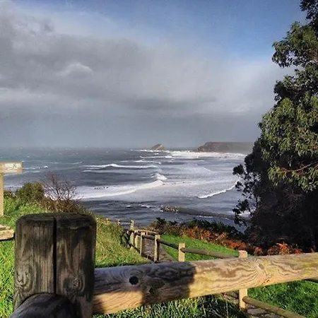 منزل ريفي Coto Del Pomar Muros de Nalón