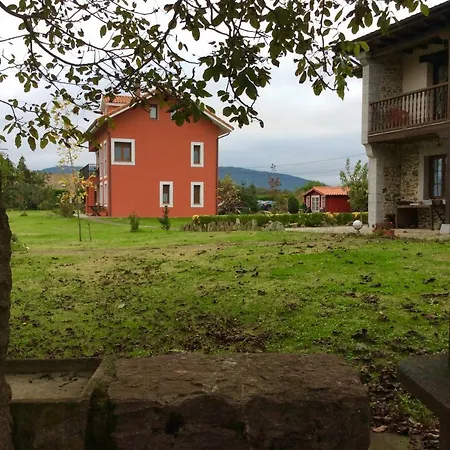 منزل ريفي Coto Del Pomar *